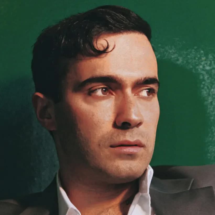 Mert Demir kapak görseli